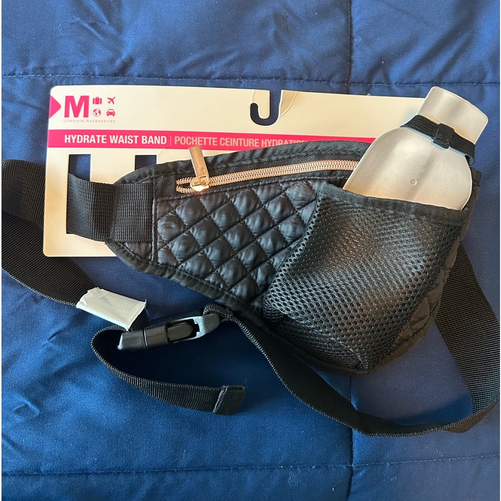 M LIFESTYLE ACCESSORIES • Waist Band Pouch/Bag • Black •